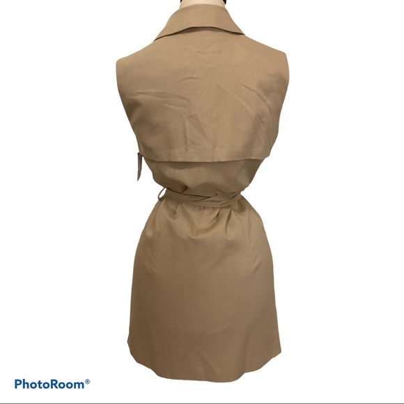 ‼️SOLD‼️BNWT buttoned trench dress - Picture 4 of 6